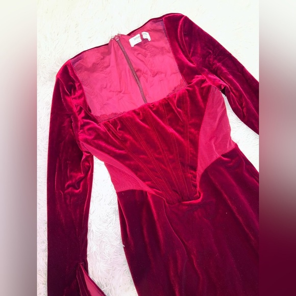 NWOT HOUSE OF CB Solaine Wine Red Velvet Long Sleeves Corset Midi Dress sz L - Picture 7 of 12